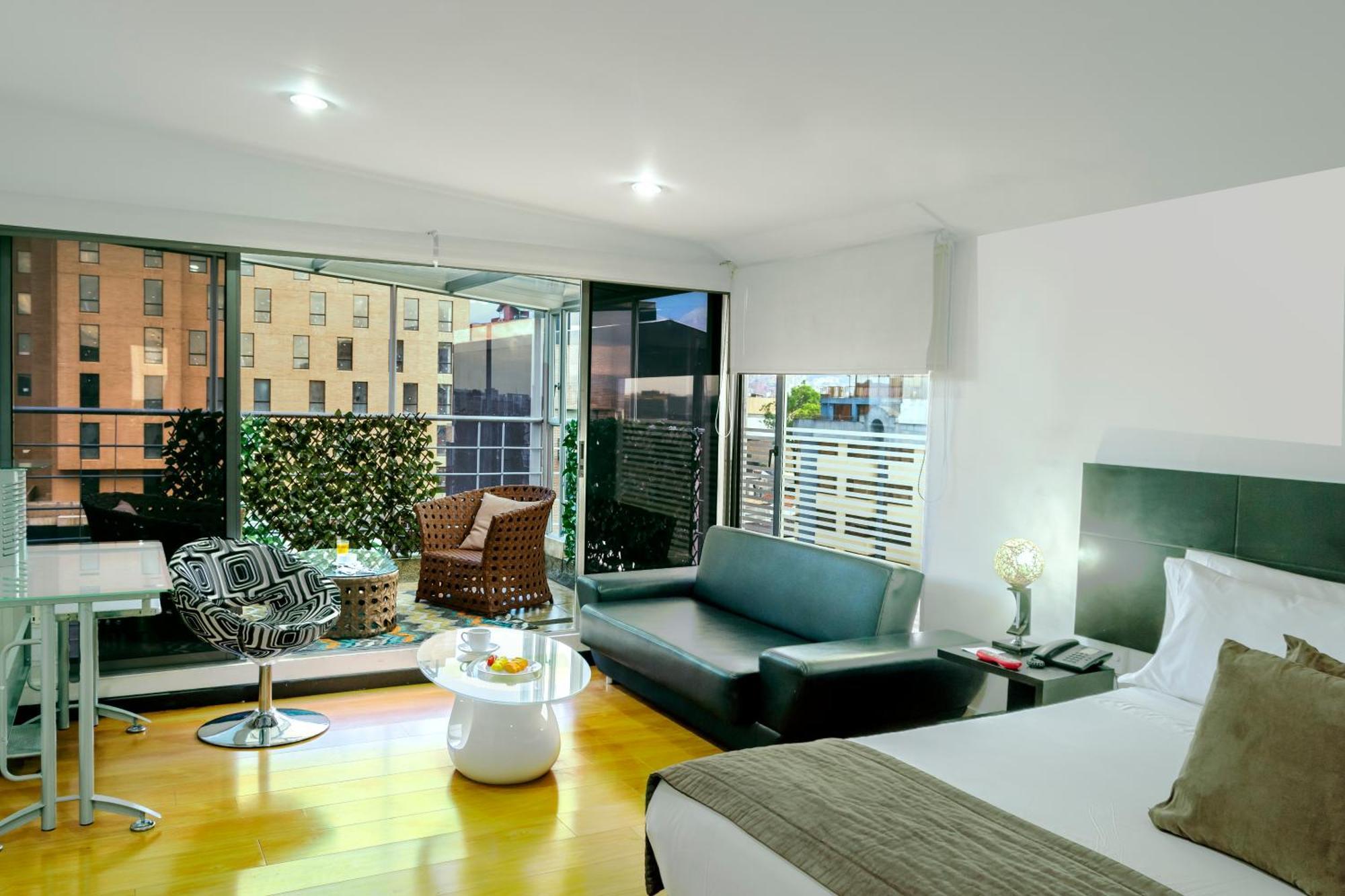 Executive Suite,1278089284:JPEG