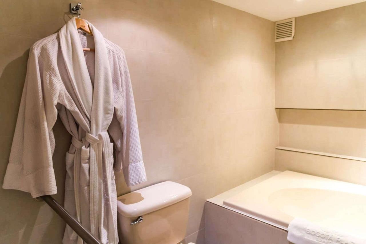 Chambre Double avec 2 Lits Doubles - Non-Fumeurs