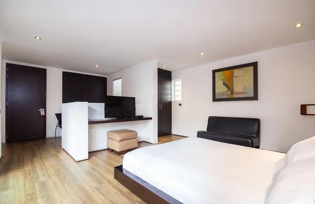 Suites Casa 95-1