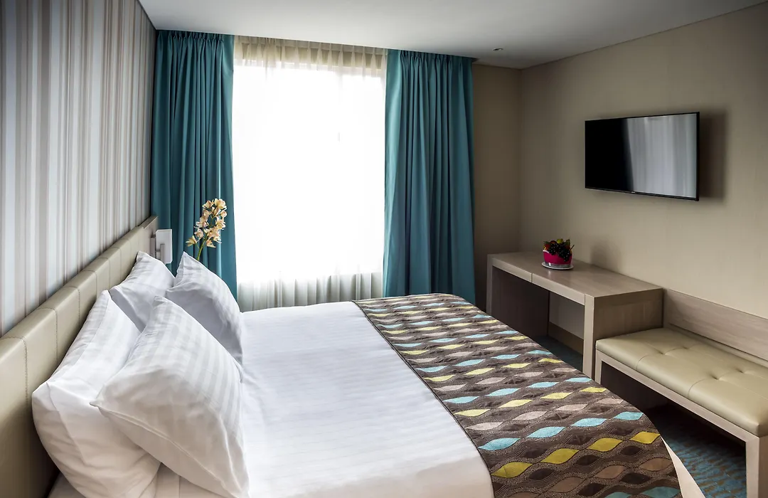 Apartamentos Plaza Suites-1